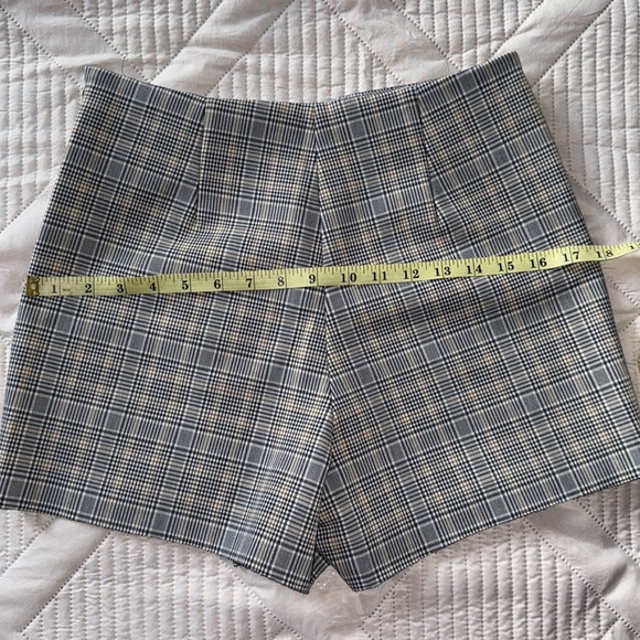 Zara skort . Size Small . - Picture 6 of 8